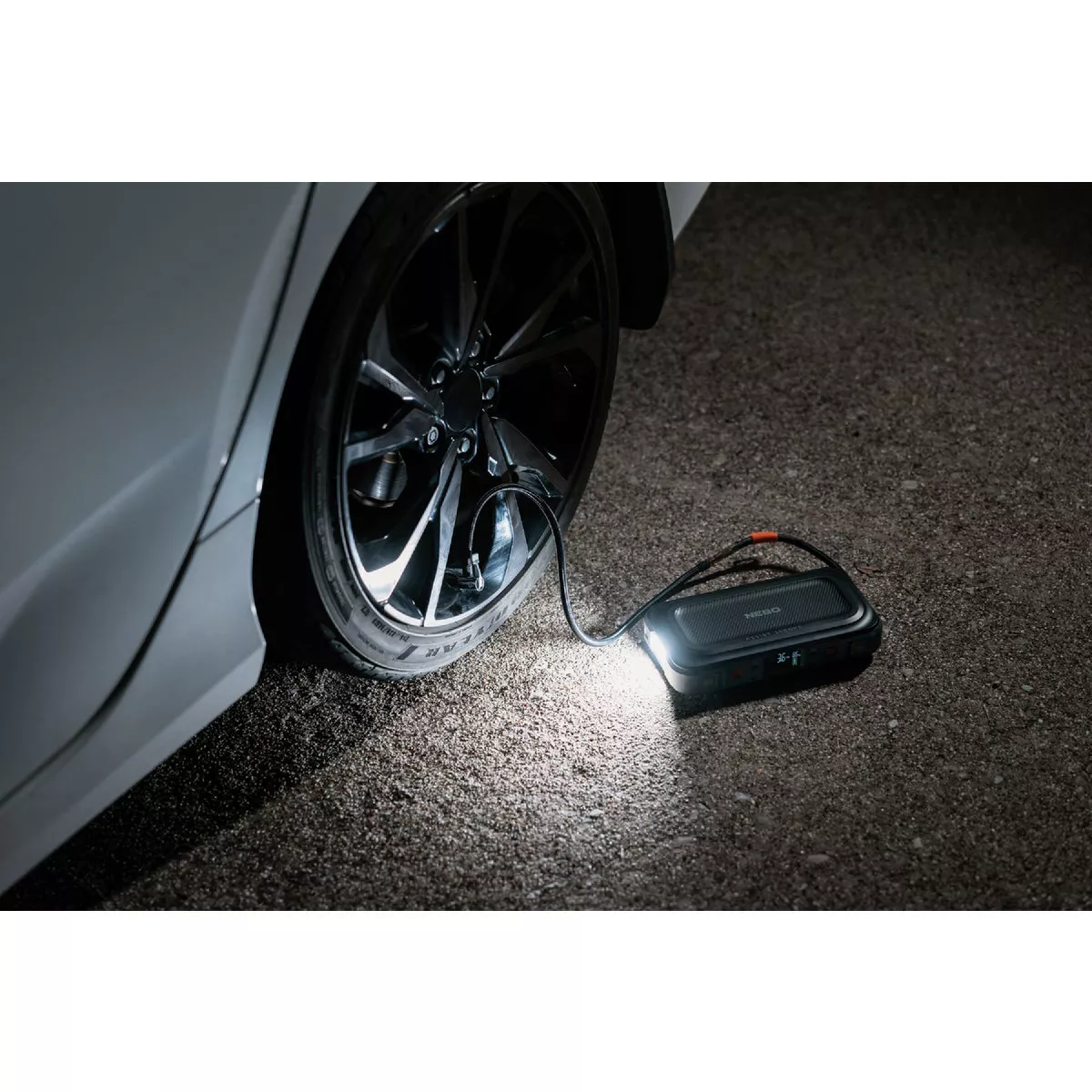 Nebo Assist Air 1500 Amp 12-Volt Jump Starter - photo 3