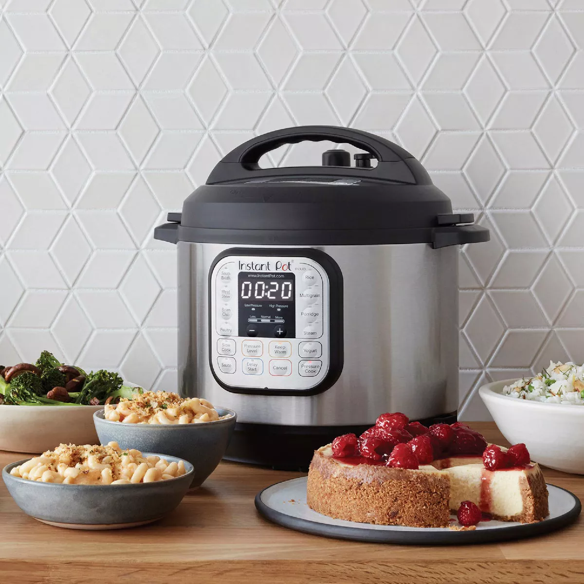 Instant Pot Duo 6 Qt. 7-in-1 Multi-Use Cooker - photo 6