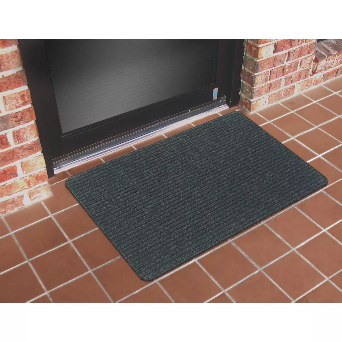 Apache 20 In. x 30 In. Carpet/Recycled Rubber TriRib Door Mat - photo 3