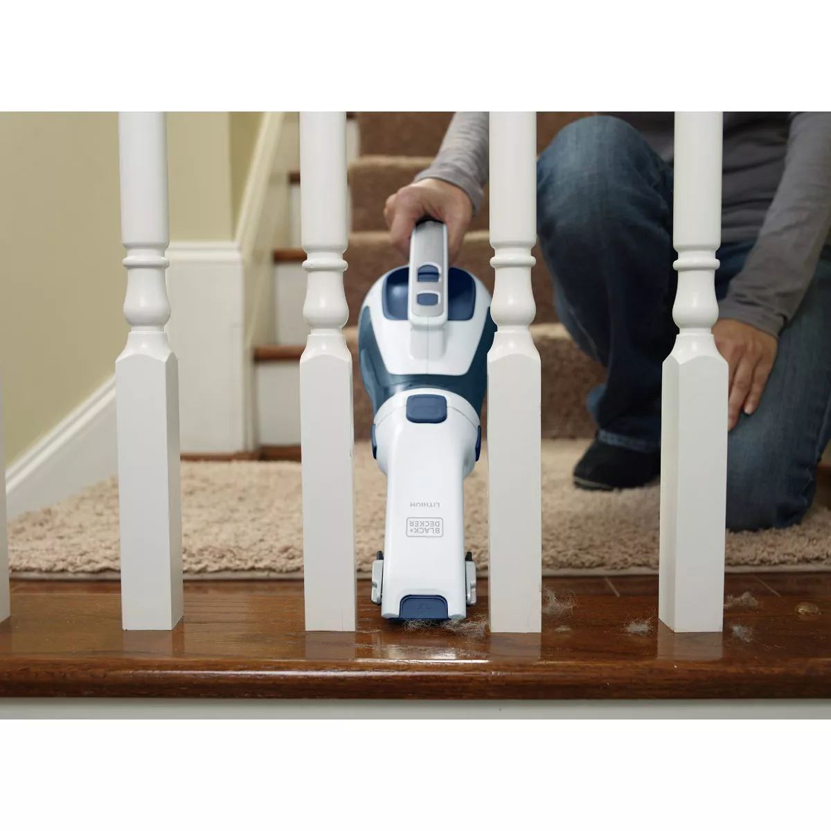 Black & Decker Dustbuster 10.8V Cordless Handheld Vacuum Cleaner, Magic Blue - photo 3
