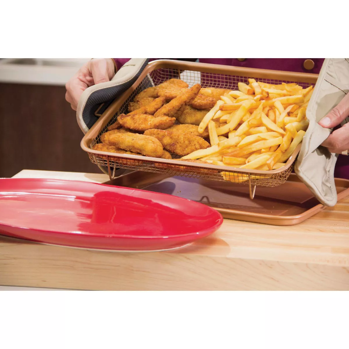 Gotham Steel Diamond Crisper 9 In. x 12 In. Non-Stick Crisper Tray Baking Pan - photo 3