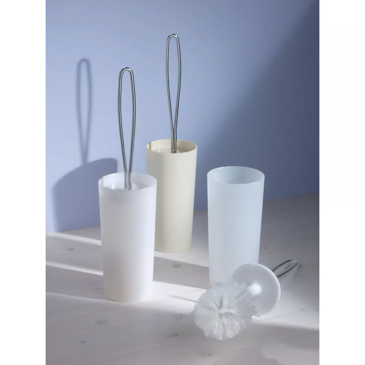 iDesign 16.5 In. Loop Toilet Bowl Brush With Caddy - photo 3