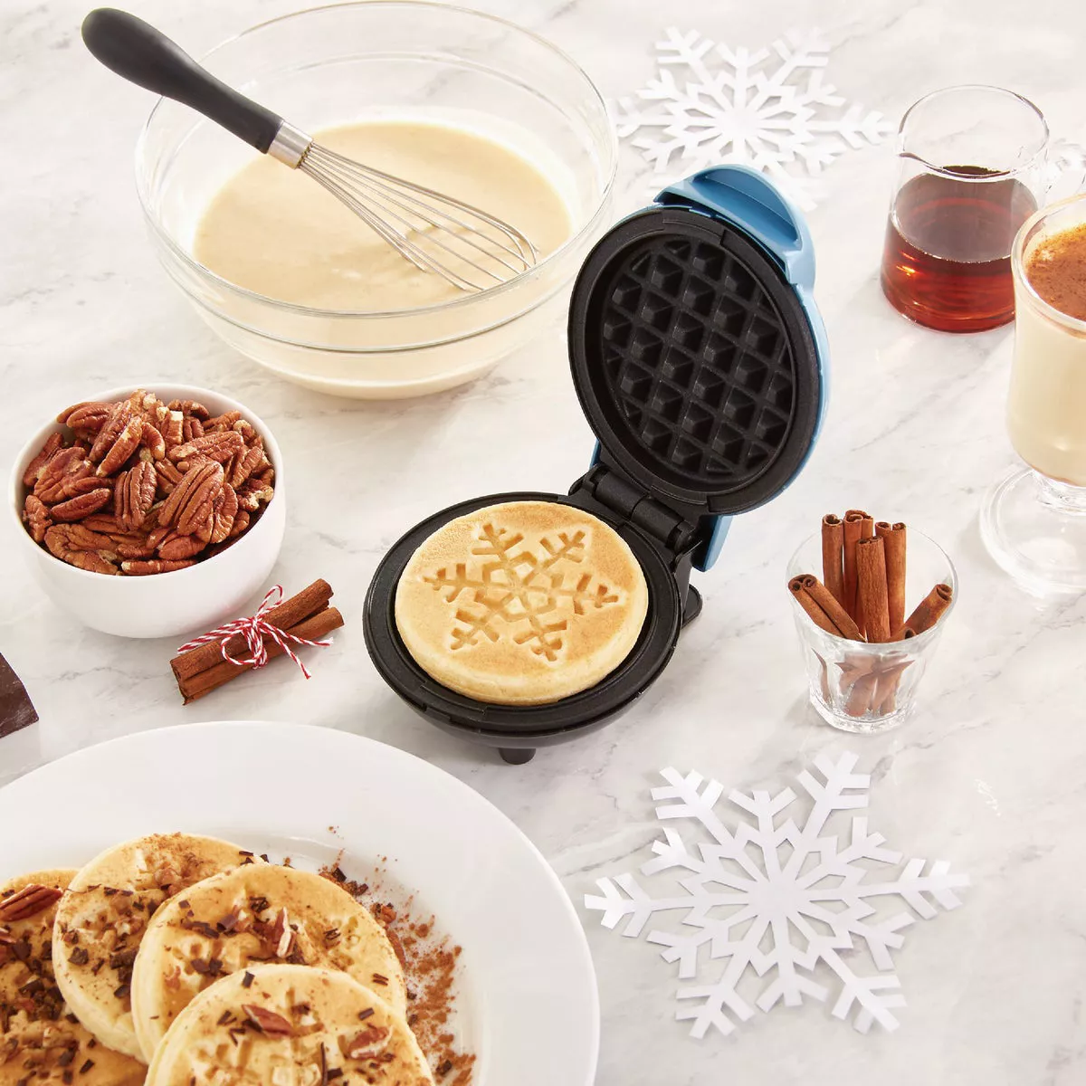 Dash 4 In. Snowflake Mini Waffle Maker - photo 3