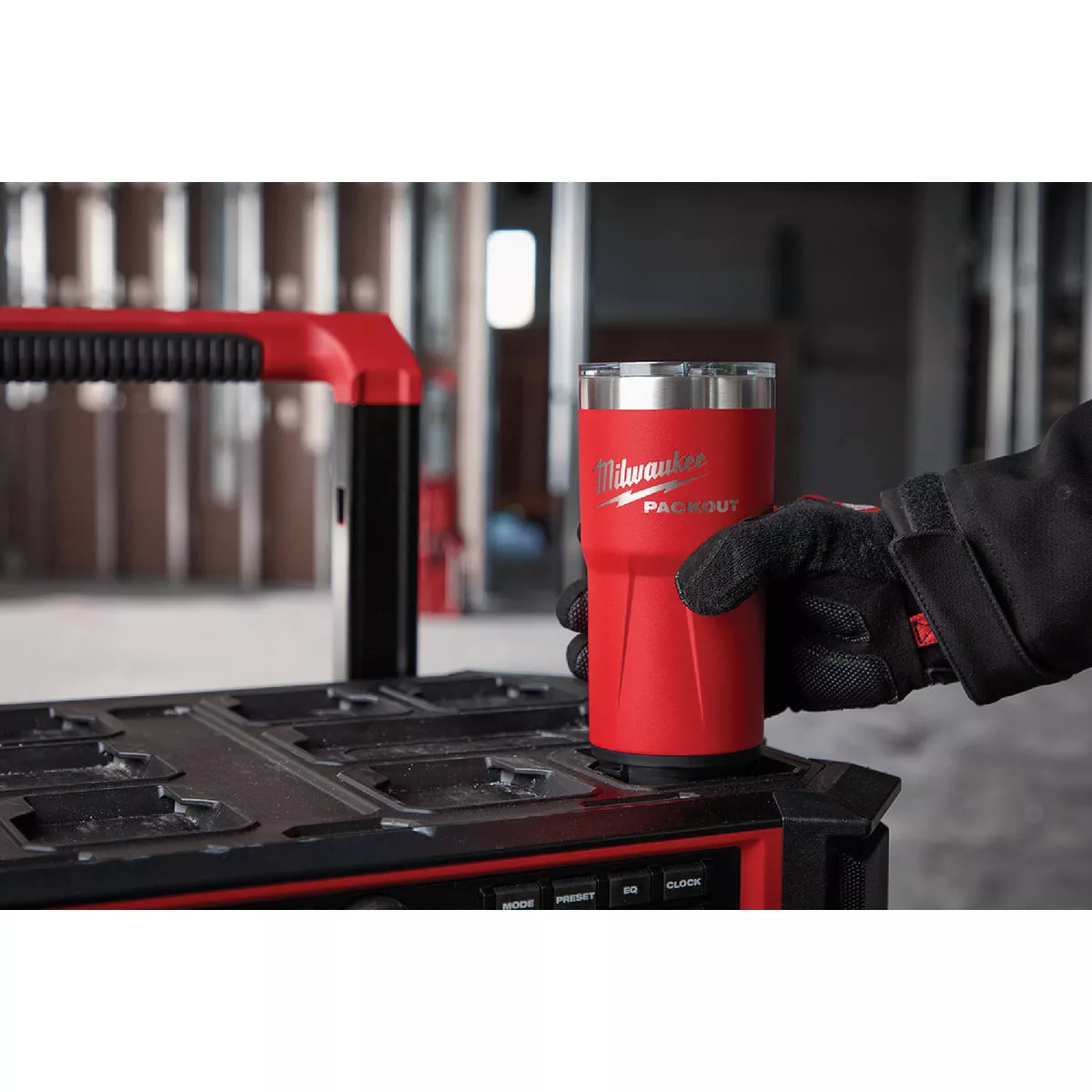 Milwaukee PACKOUT 20 Oz. Red Insulated Tumbler - photo 2