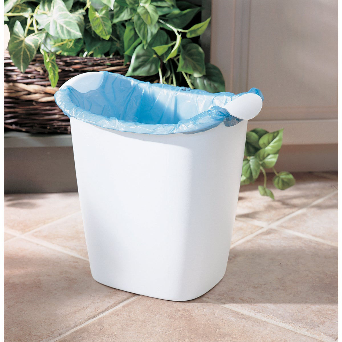 Amazon.com: Menkxi Wicker Waste Basket with Lid in Bedroom