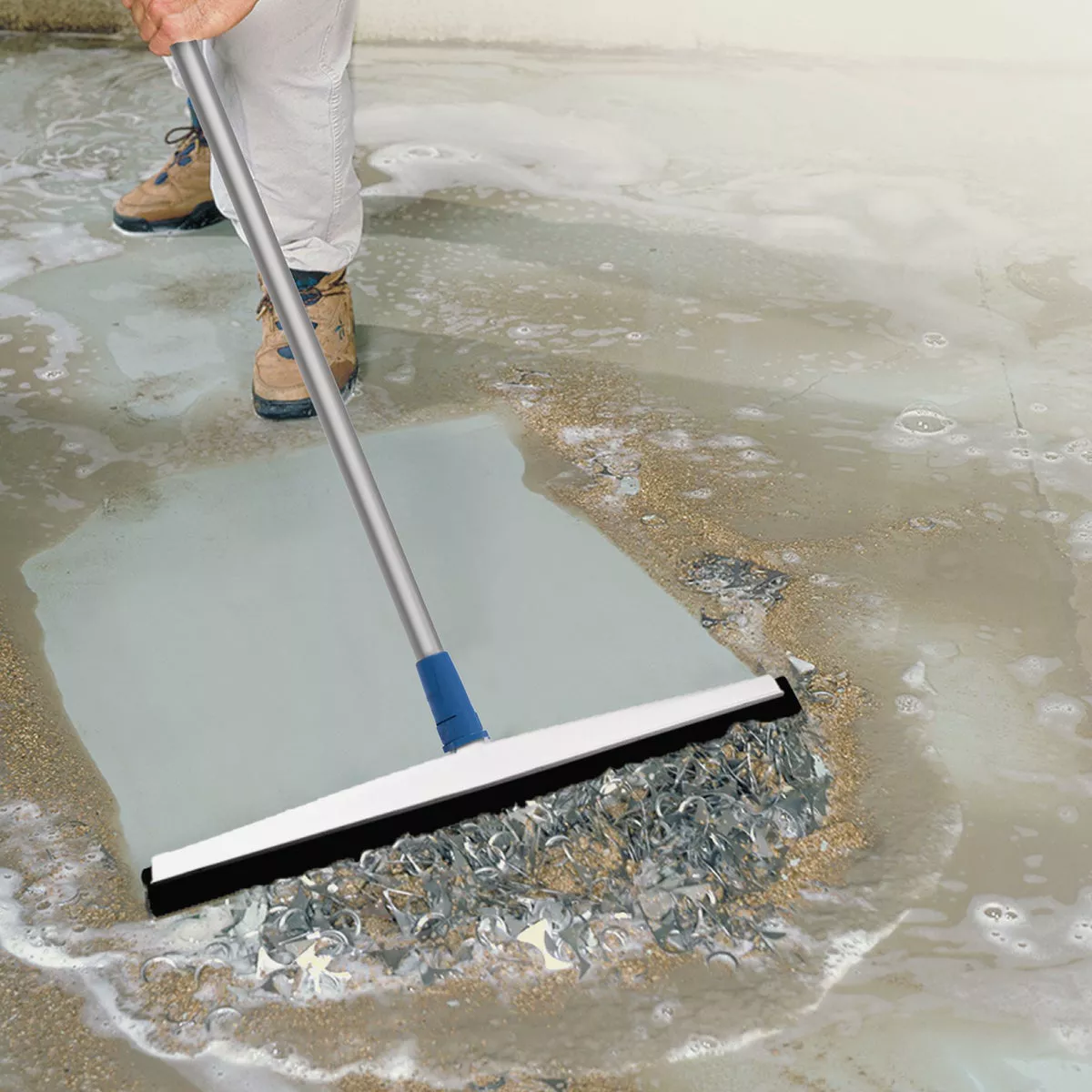 Unger Professional LockOn 22 In. Foam Floor Squeegee - photo 6