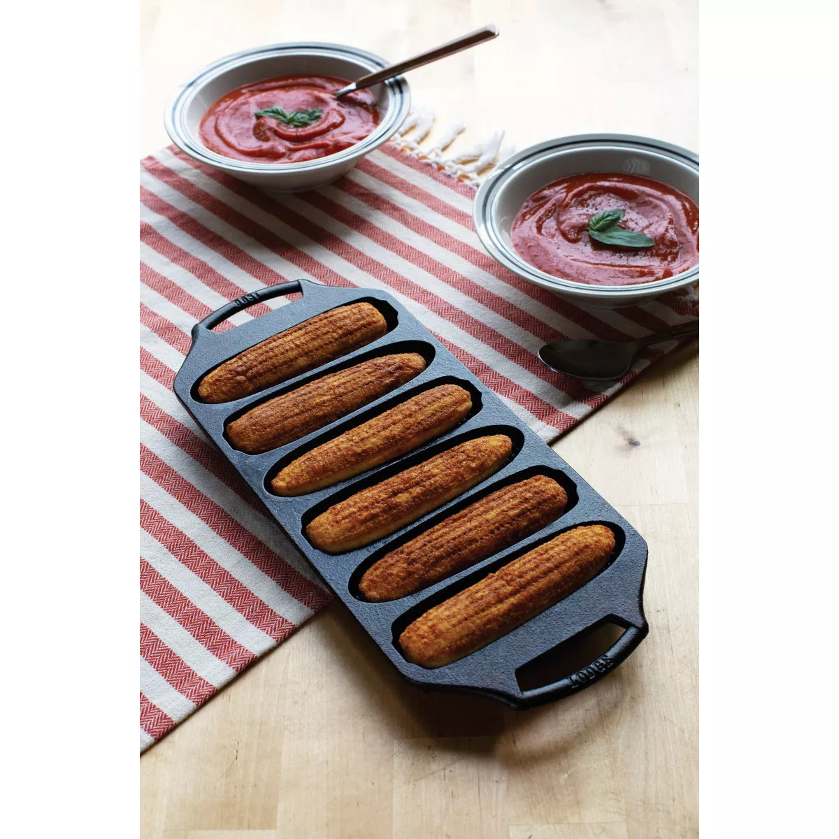 Lodge Cast Iron Cornstick Pan - photo 3