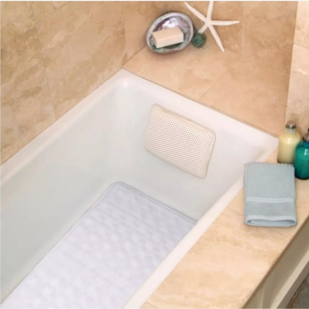 ConTact 14 In. x 24 In. White Circles Bath Mat