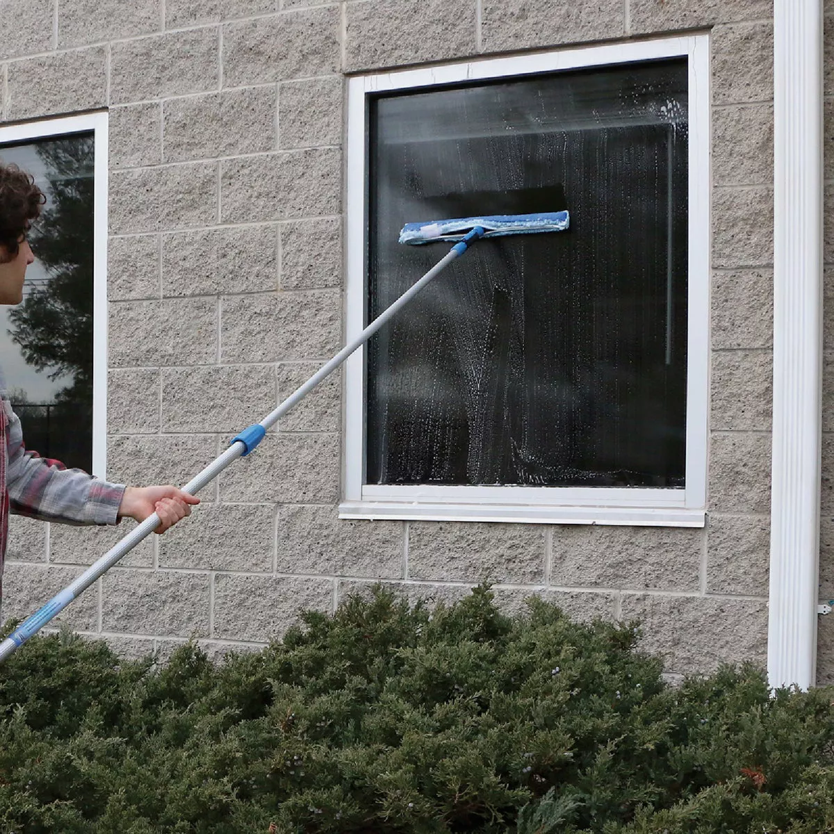 Unger Professional 18 In. Swivel Scrubber - photo 6