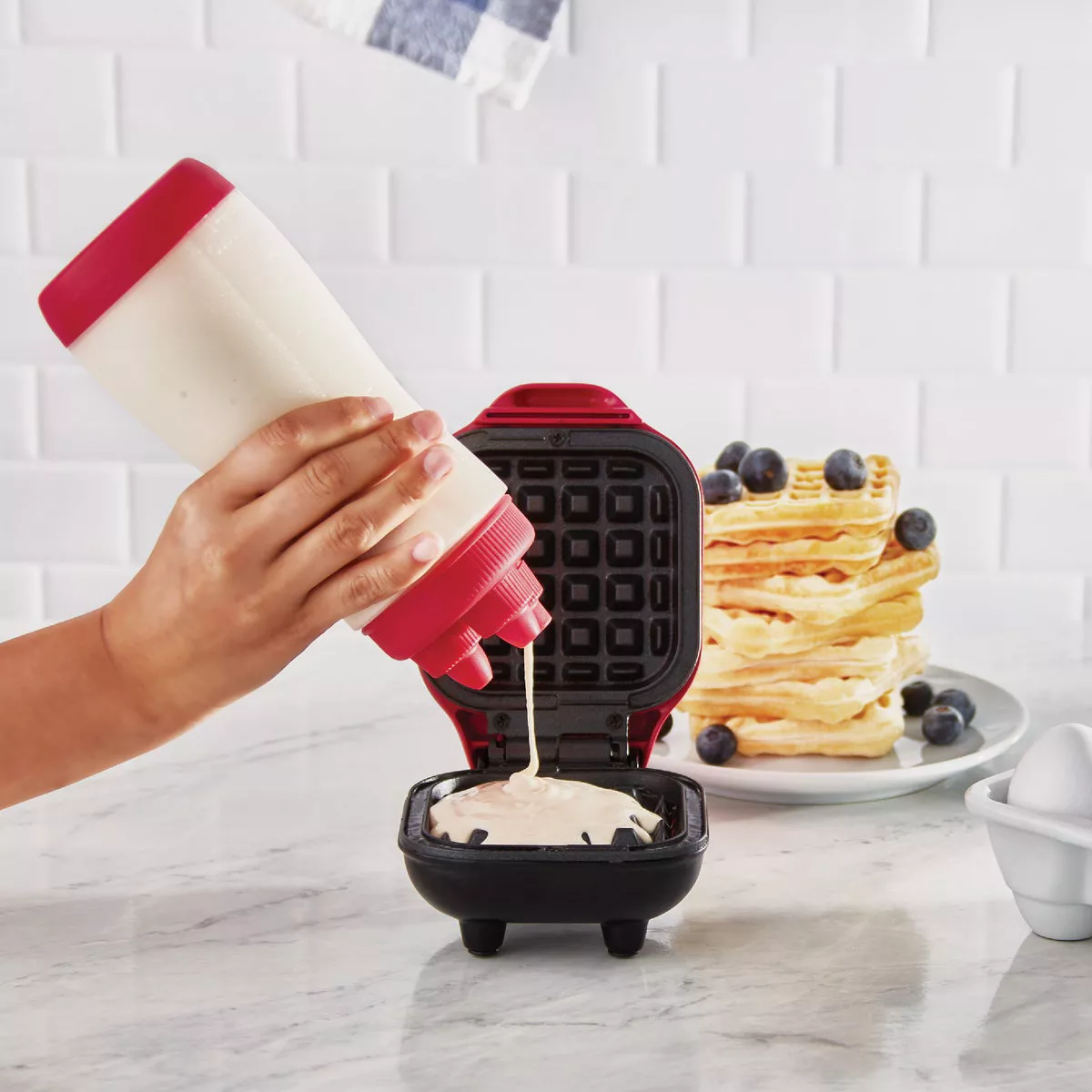 Rise By Dash 2 Cup Mini Batter Bottle - photo 5
