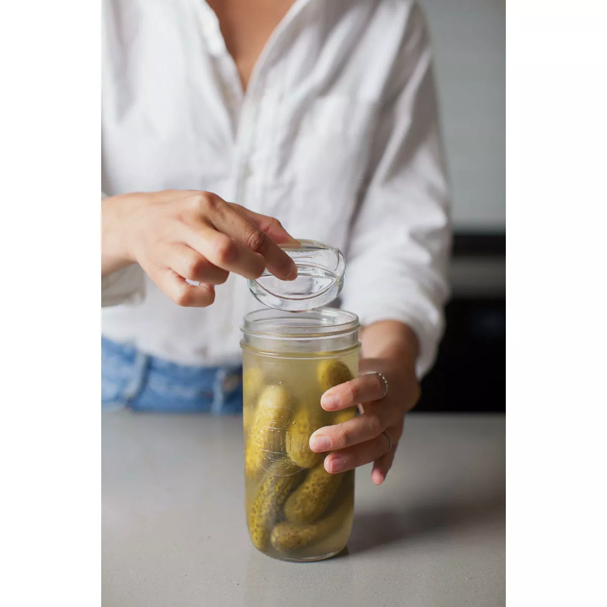 Masontops Regular Mouth Pickle Pebbles Glass Fermentation Weights (4-Pack) - photo 4