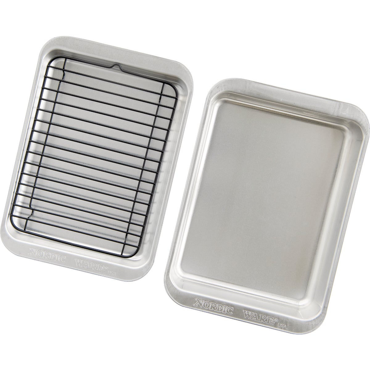 Nordic Ware Naturals Compact Ovenware 3-Piece Set - Thumbnail 4
