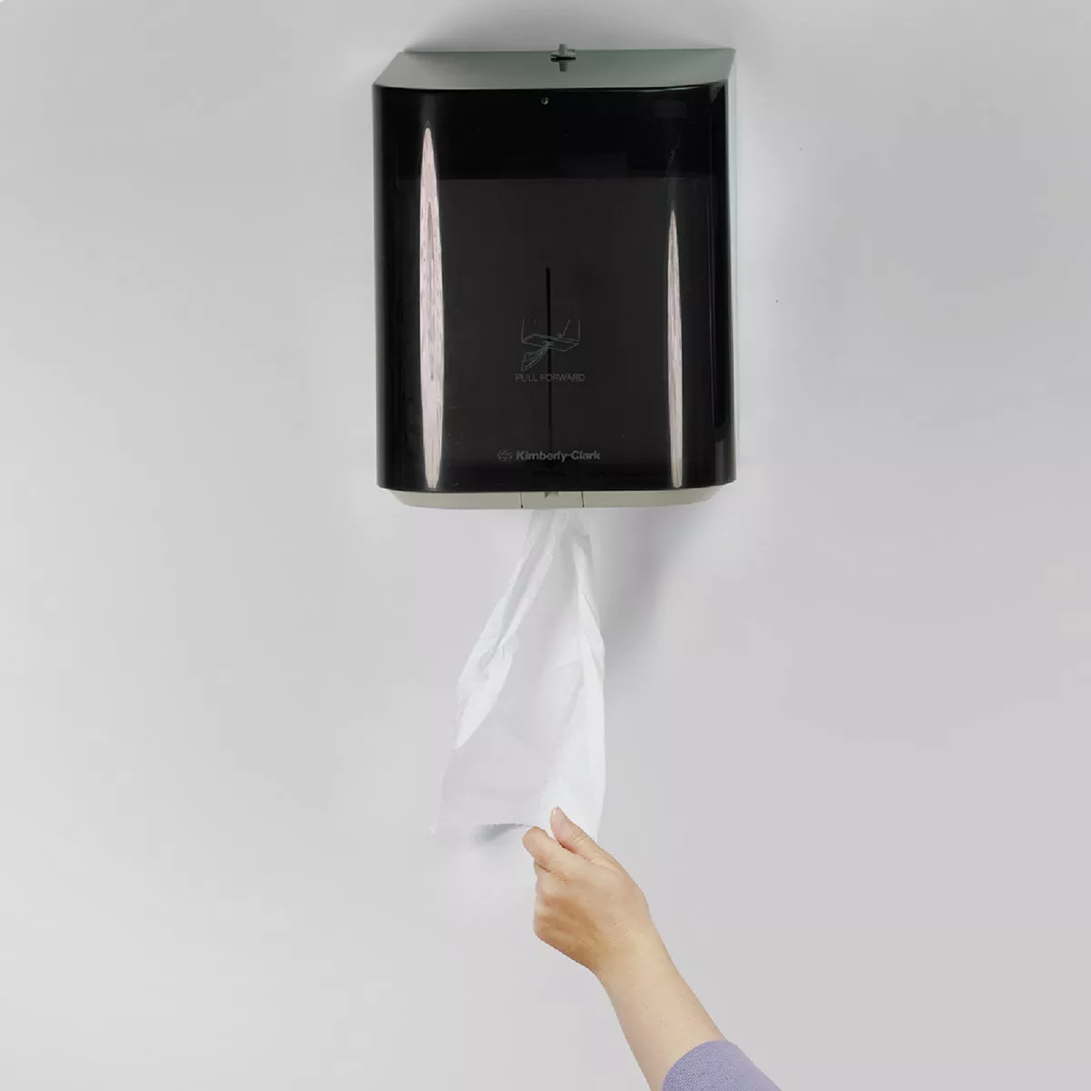 Kimberly Clark Scott Essential Center-Pull Flow Roll Towel (4-Count) - photo 3