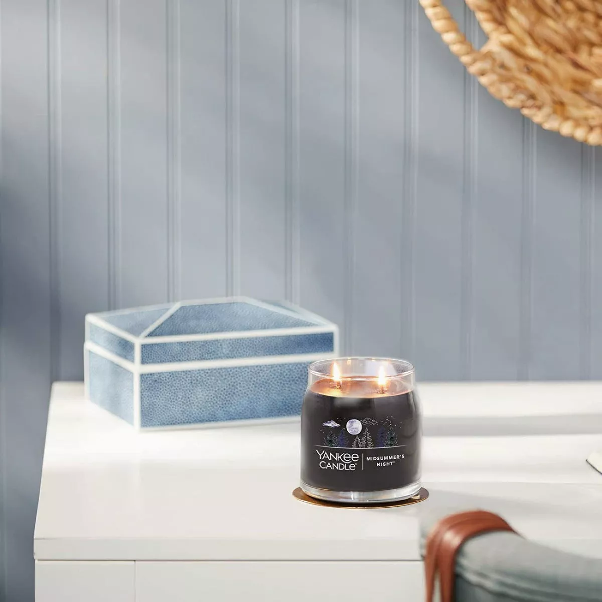 Yankee Candle 13 Oz. MidSummer's Night Medium Jar Candle - photo 2