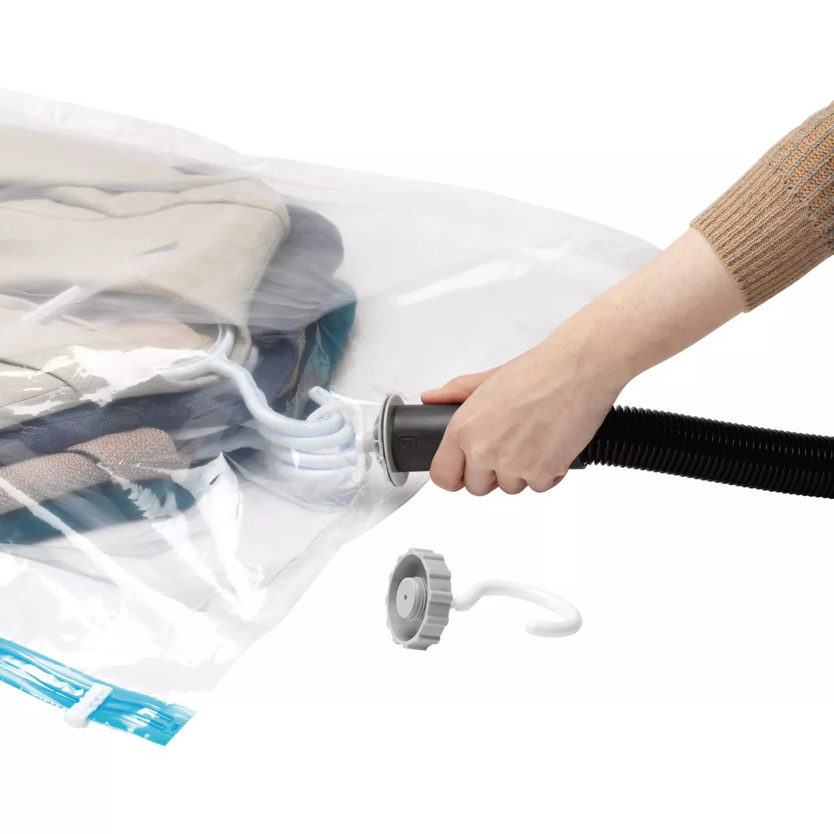 Whitmor Spacemaker Hanging Vacuum Bag - photo 3