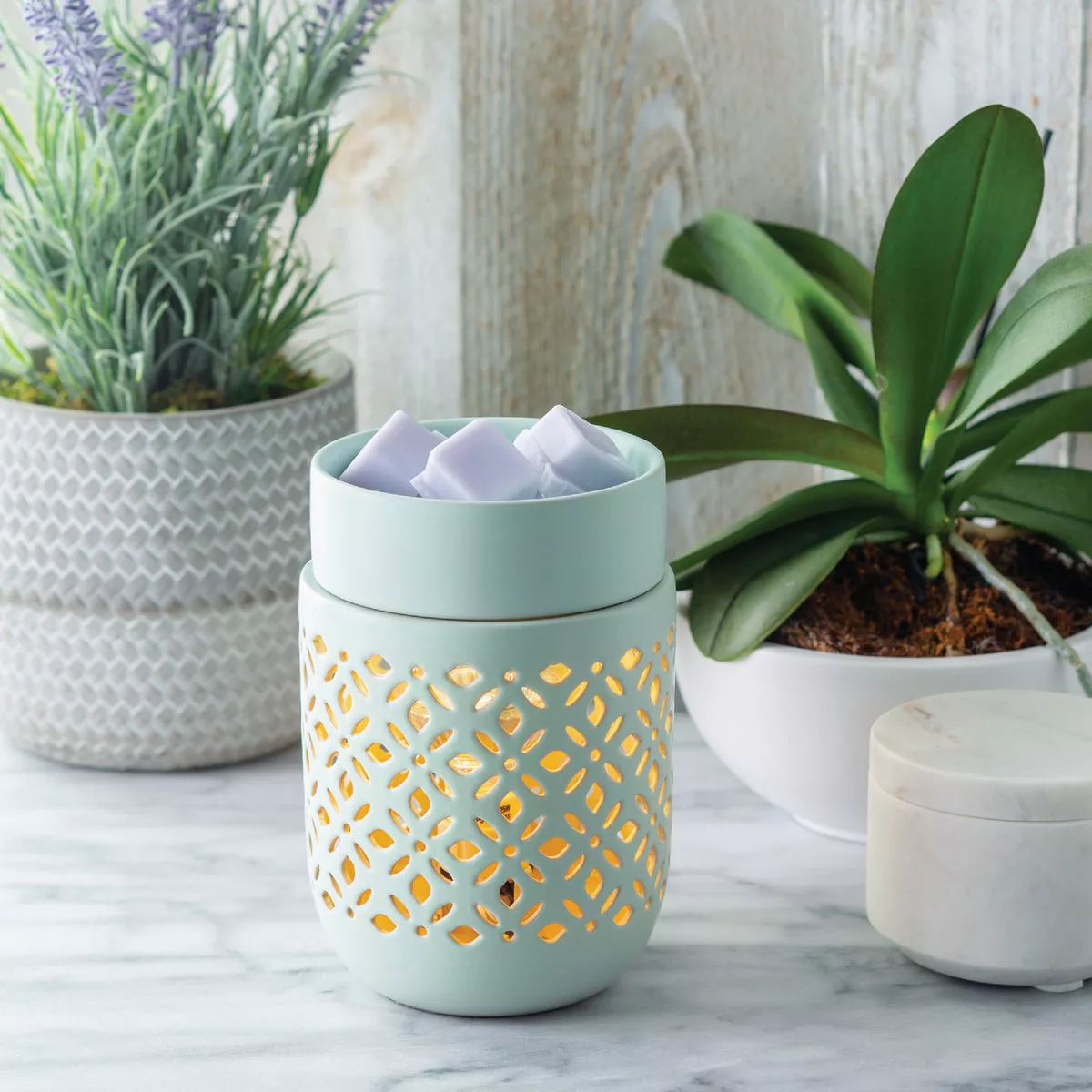 Candle Warmers Illumination Fragrance Warmer - Classic Soft Mint - photo 2