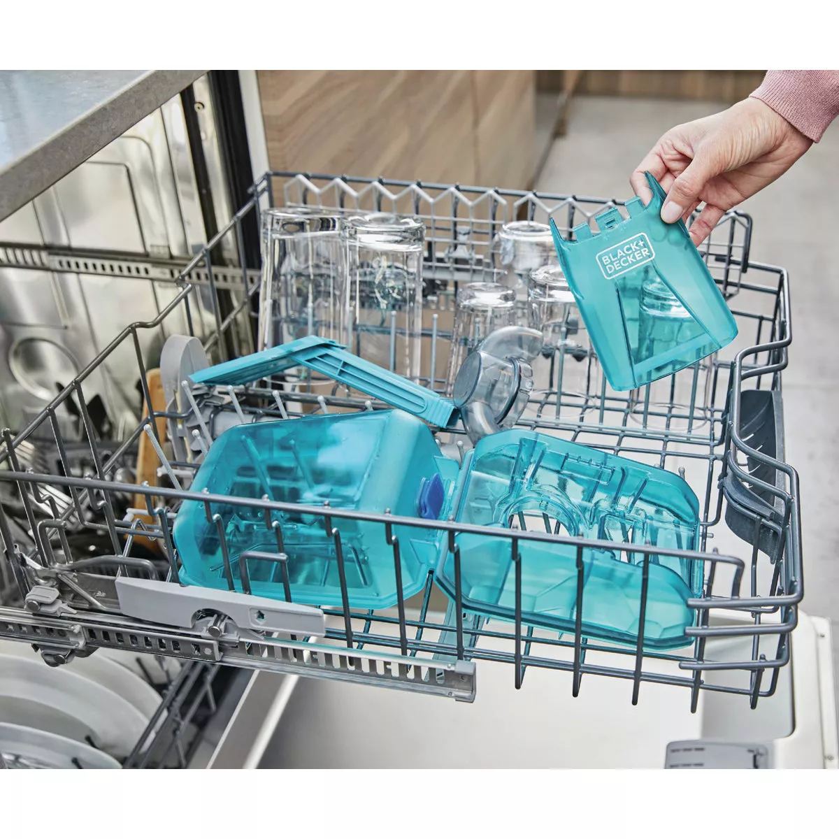 Black & Decker SpillBuster Cordless Spill & Spot Carpet Cleaner - photo 2