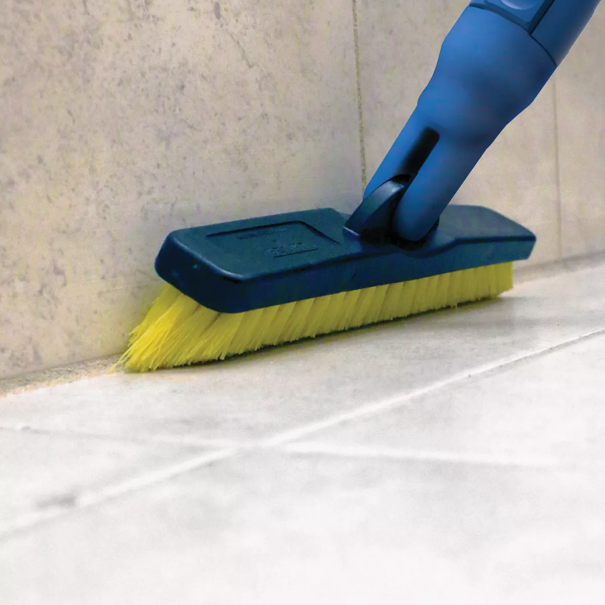 Unger Professional LockOn Stiff Non-Scratch Swivel Grout Brush - photo 2