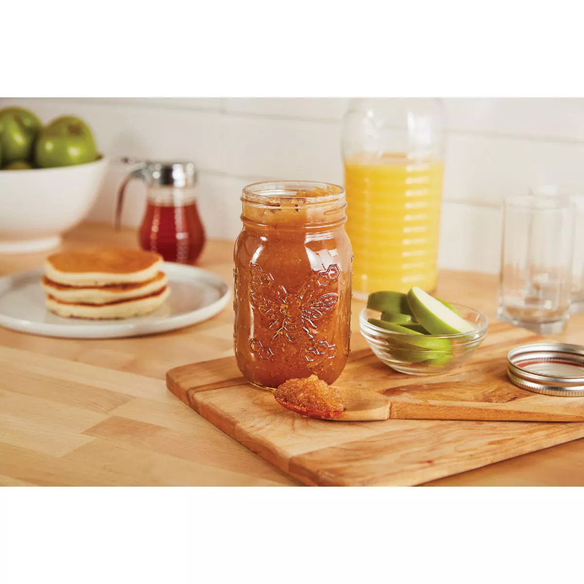 Ball 16 Oz. Regular Mouth Honeybee Jar (4-Pack) - photo 4