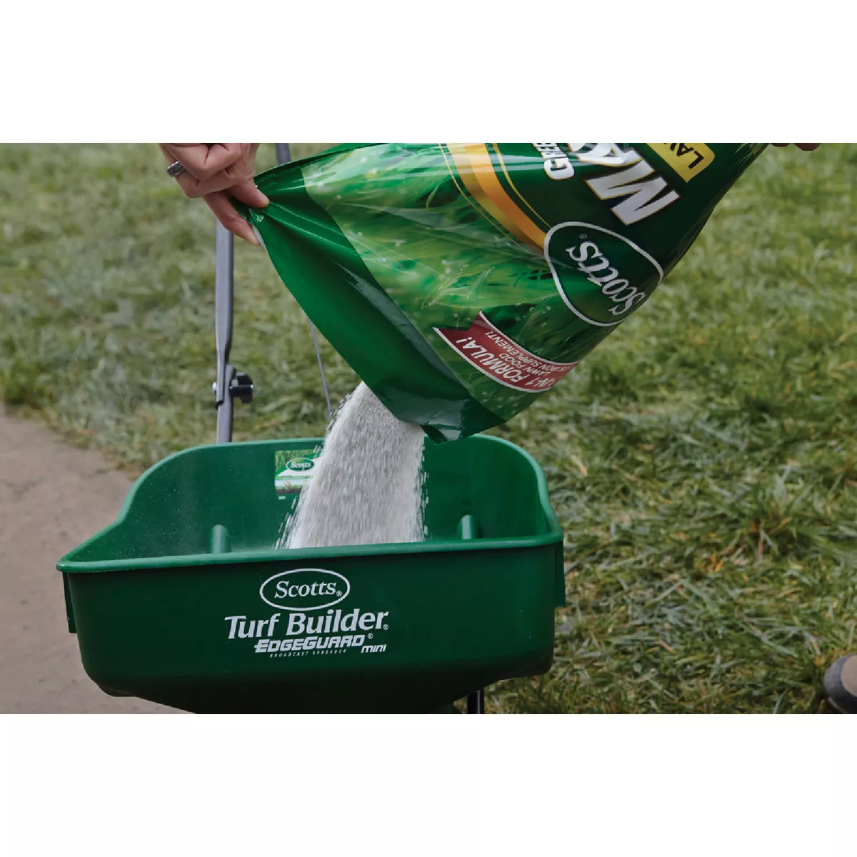 Scotts Green Max 16.9 Lb. 5000 Sq. Ft. Lawn Food - photo 3