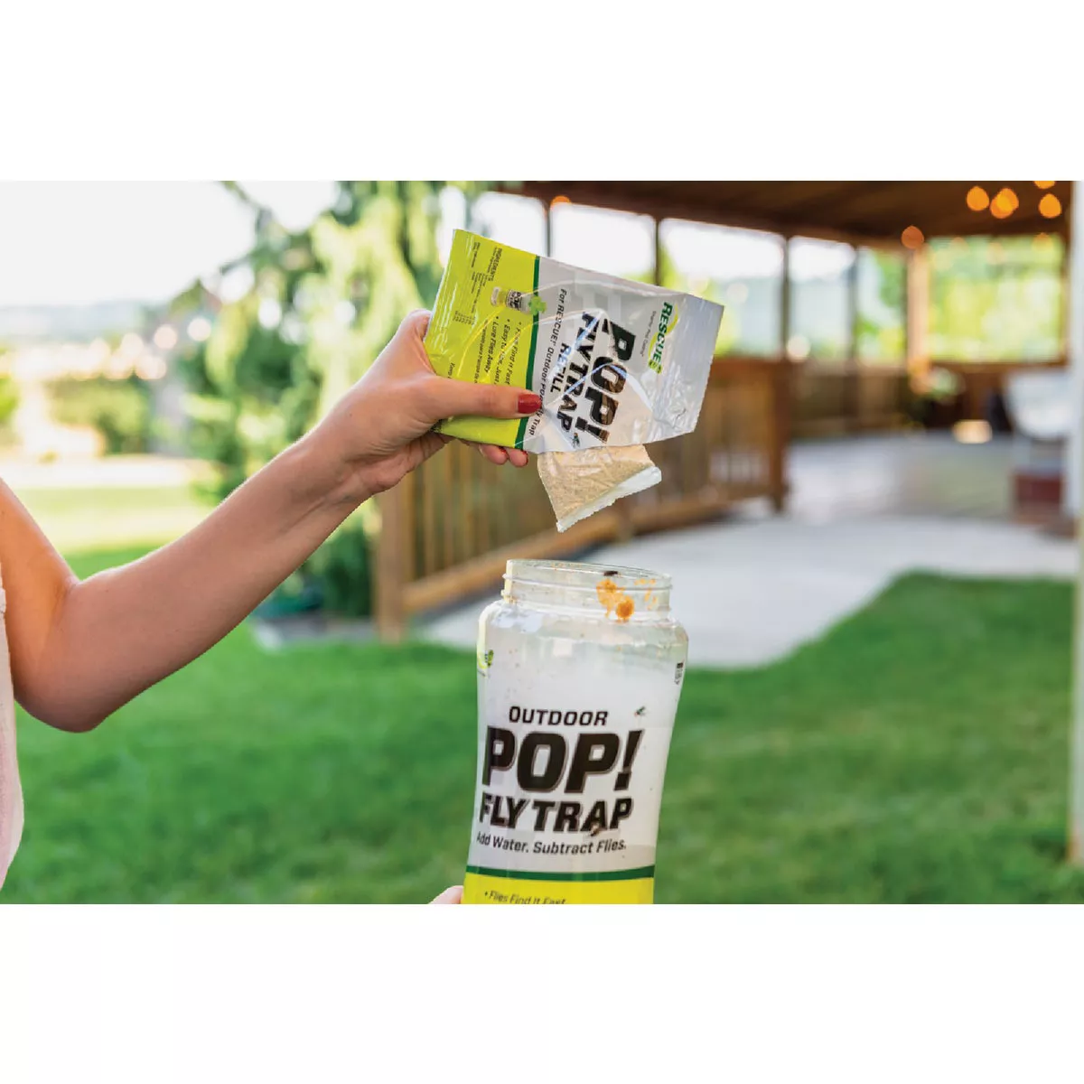Rescue Pop 1.45 Oz. Granular Outdoor Fly Bait - photo 2