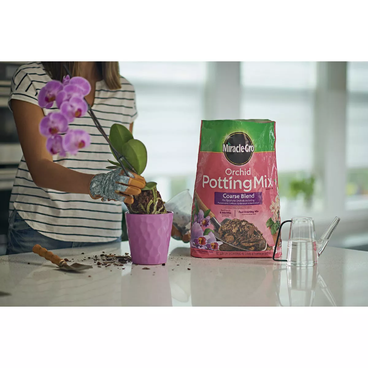 Miracle-Gro 8 Qt. Coarse Blend Orchid Potting Mix - photo 6