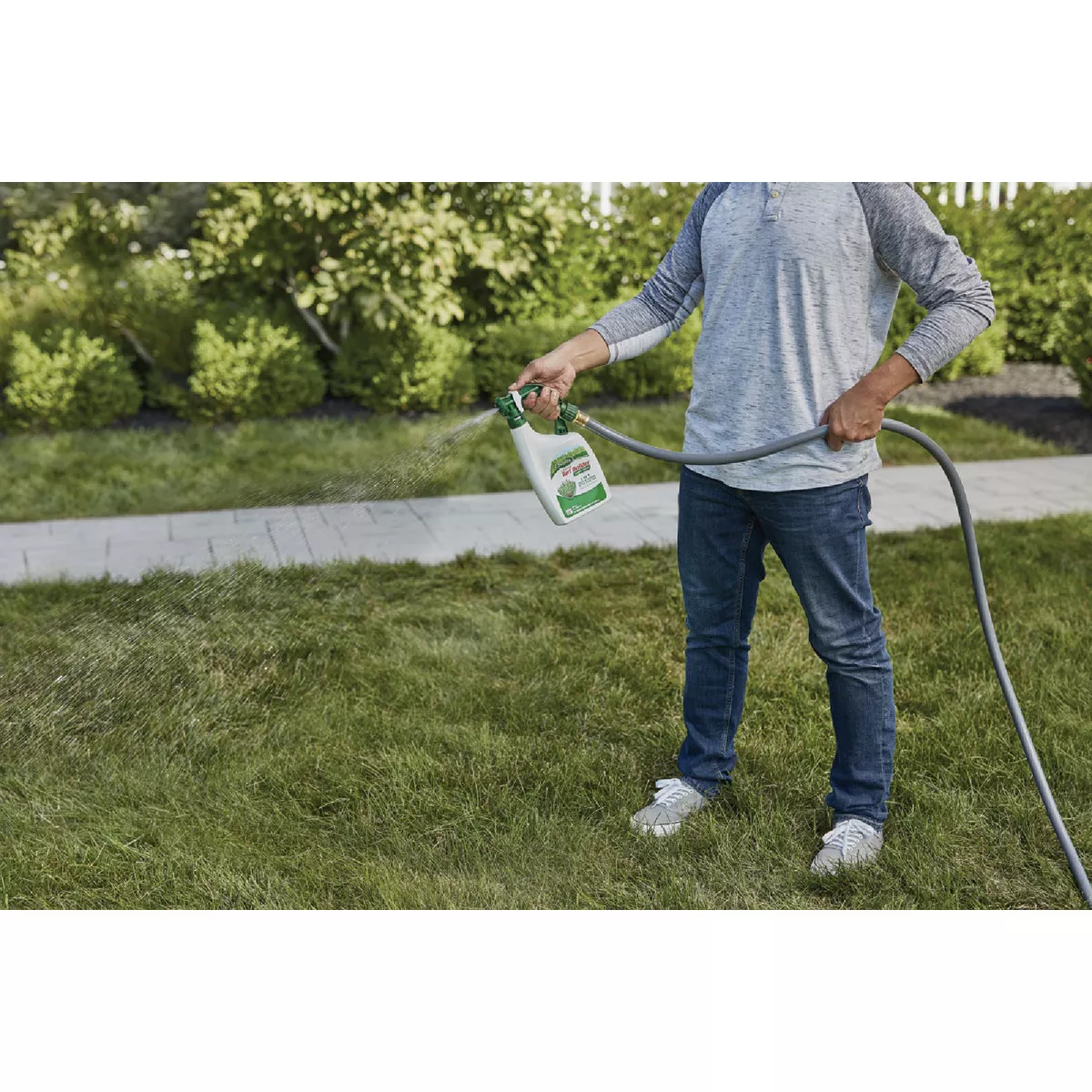 Scotts Turf Builder 32 Oz. 2000 Sq. Ft. Liquid Lawn Food - photo 3