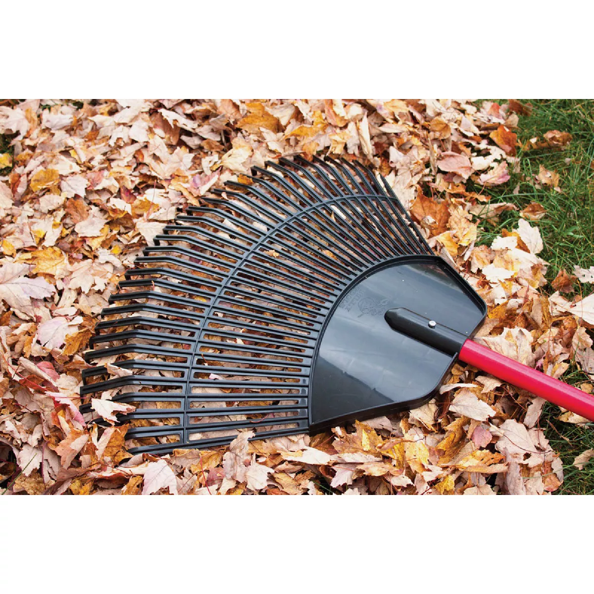 Bully Tools 30 In. Lawn / Leaf Rake with Fiberglass Handle - photo 6