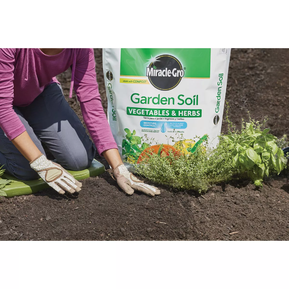 Miracle-Gro 1.5 Cu. Ft. Vegetables & Herbs Garden Soil - photo 4