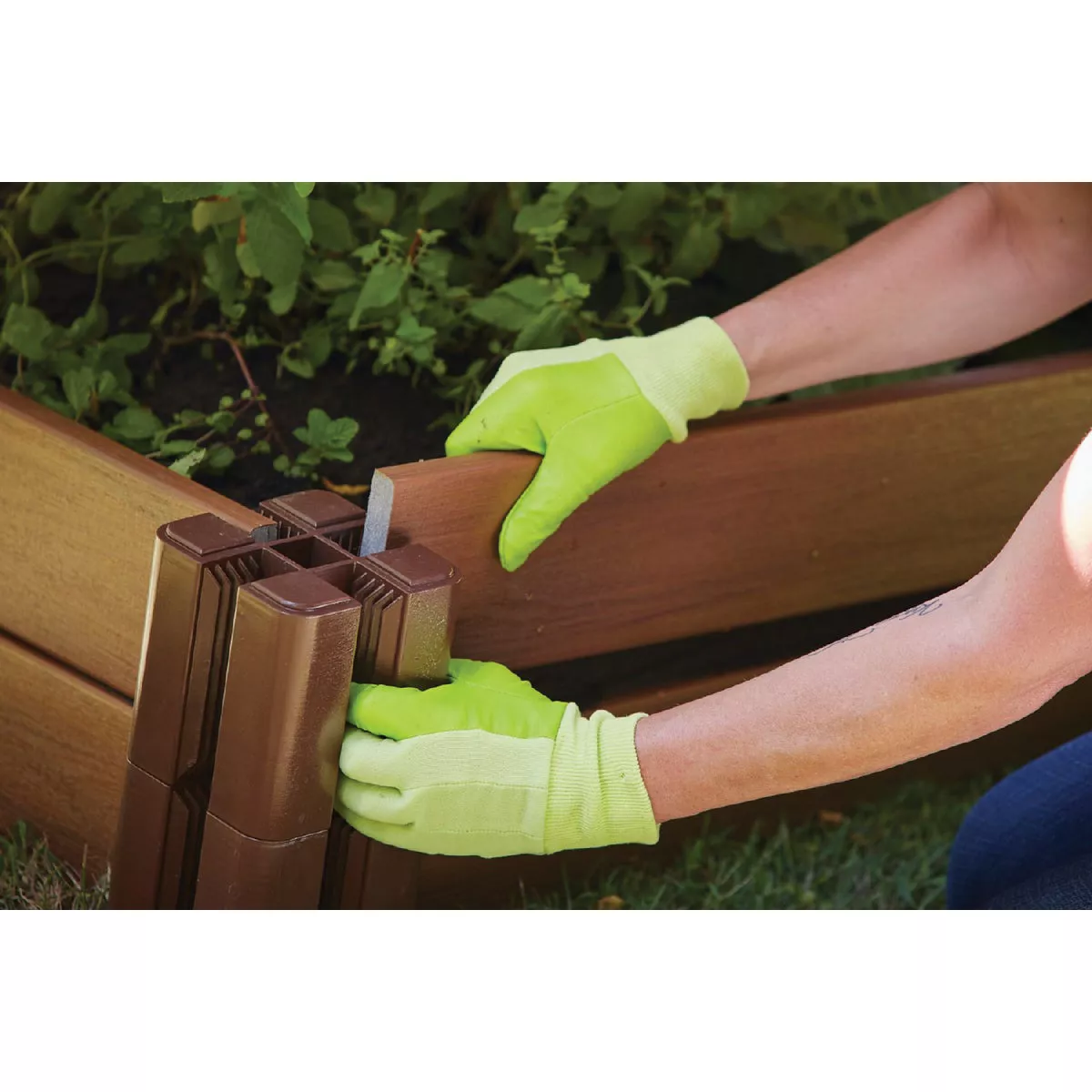 Master Mark 5-1/2 In. Brown Plastic Raised Garden Bed Starter Kit - photo 4