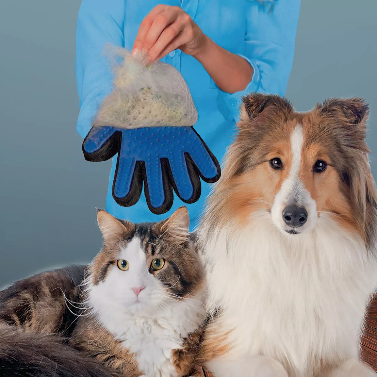 True Touch 2-In-1 Silicone Tip Five Finger Deshedding Pet Glove - photo 7