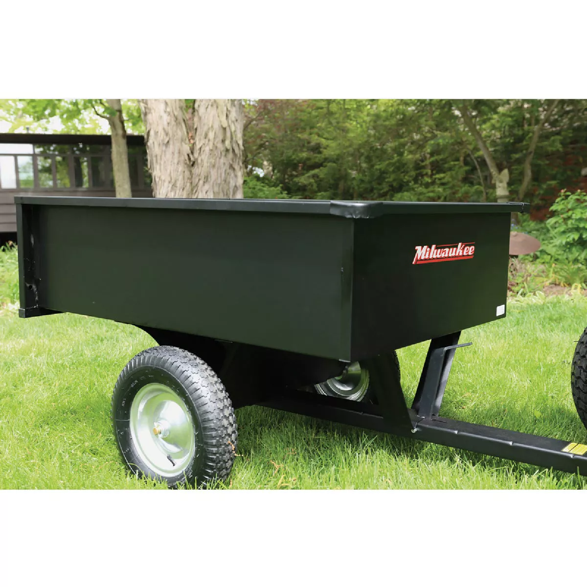 Milwaukee 10 Cu. Ft. 750 Lb. Steel Tow-Behind Garden Cart - photo 3