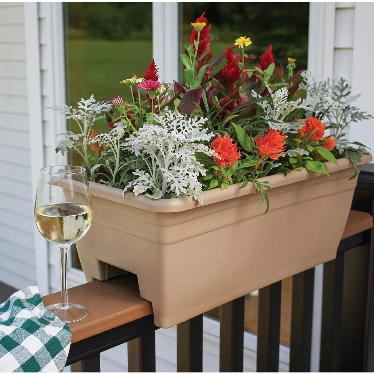 HC Companies 24 In. Sandstone Deck Rail Box - photo 4