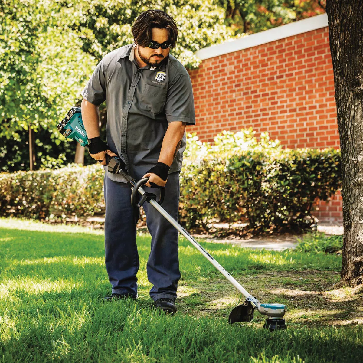 Makita 36V (18V X2) LXT Brushless String Trimmer Kit with 4 Batteries (5.0Ah) - photo 7