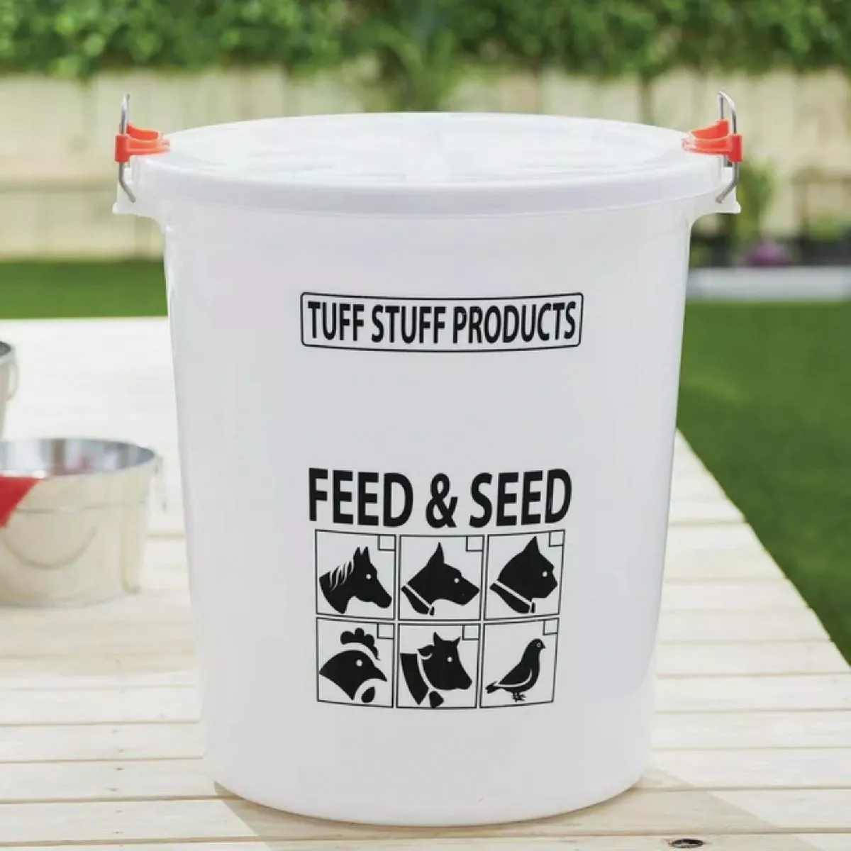 Tuff Stuff 26.5 Gal./130 Lb. Feed & Seed Storage Tub with Lid - photo 2