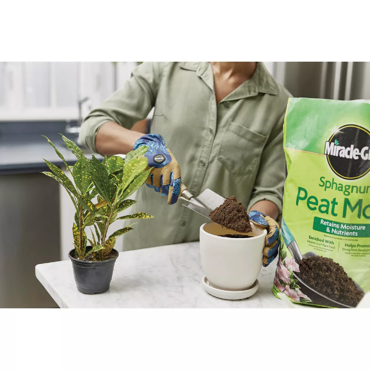 Miracle-Gro Sphagnum Peat Moss - photo 5