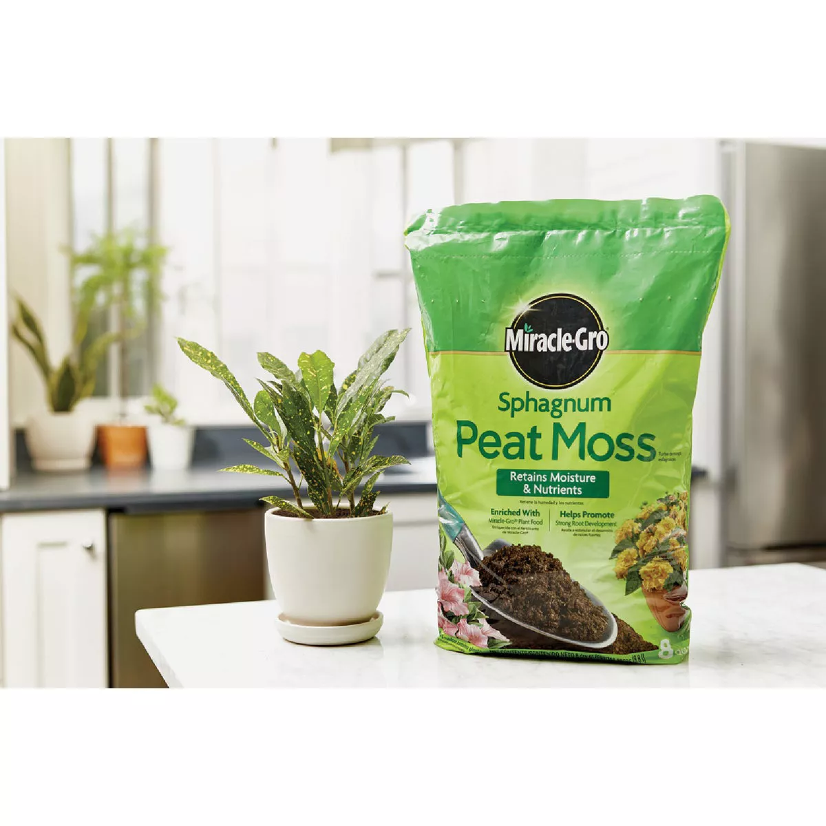 Miracle-Gro Sphagnum Peat Moss - photo 3