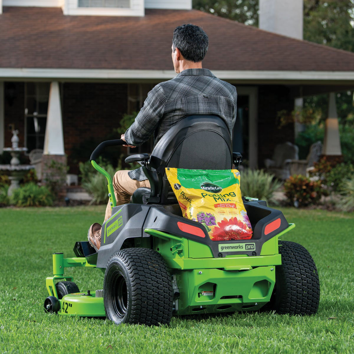 Greenworks 80V 42 In. Battery Electric CrossoverZ Zero-Turn Riding Lawn ...