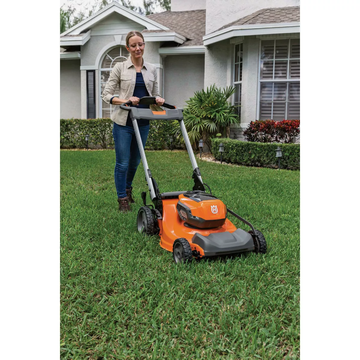 Husqvarna LE-322 Lawn Xpert Battery Mower Kit - photo 7