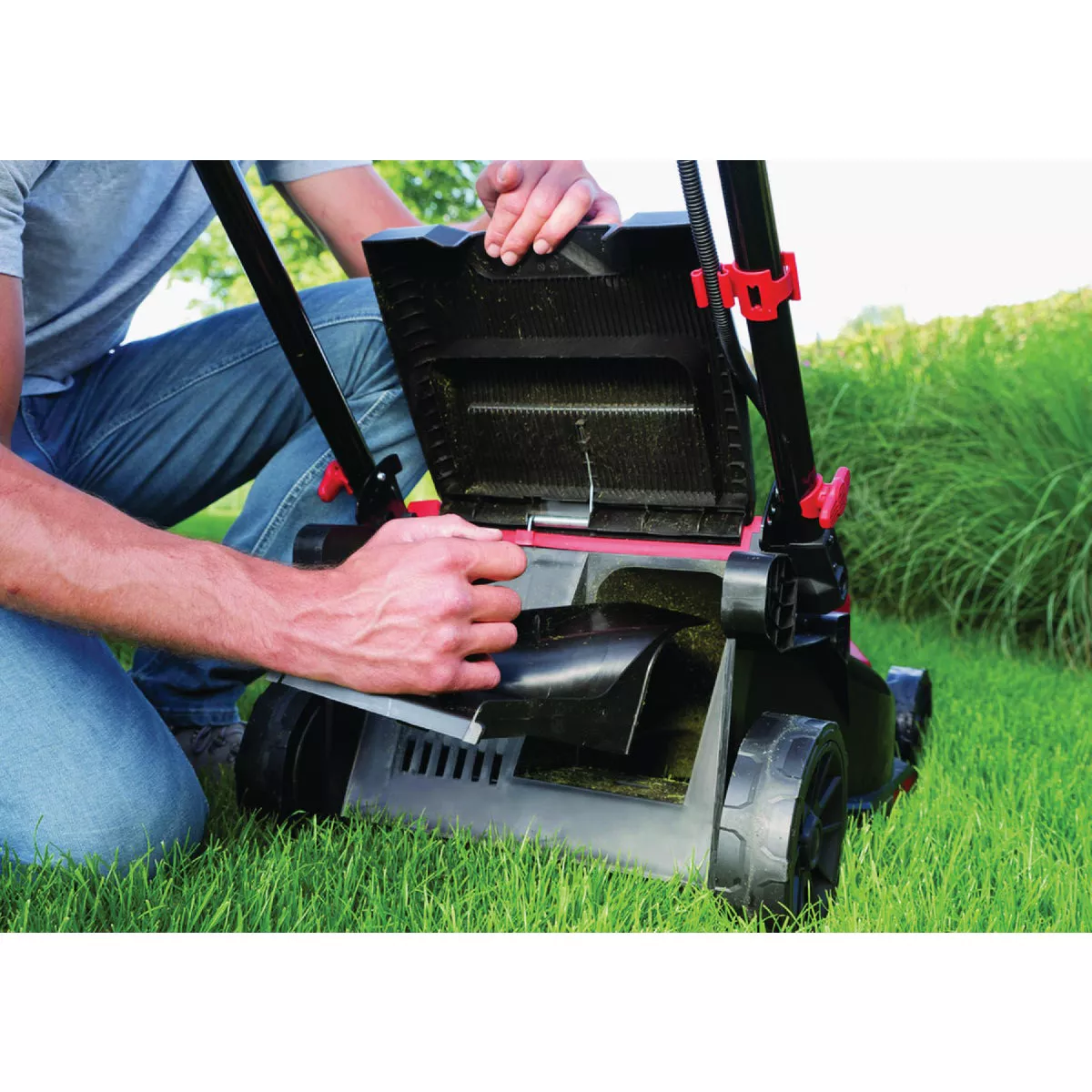 SKIL PwrCore 18 In. 20V Brushless Push Lawn Mower with Two 4.0 Ah Batteries and Dual Port Charger - photo 2