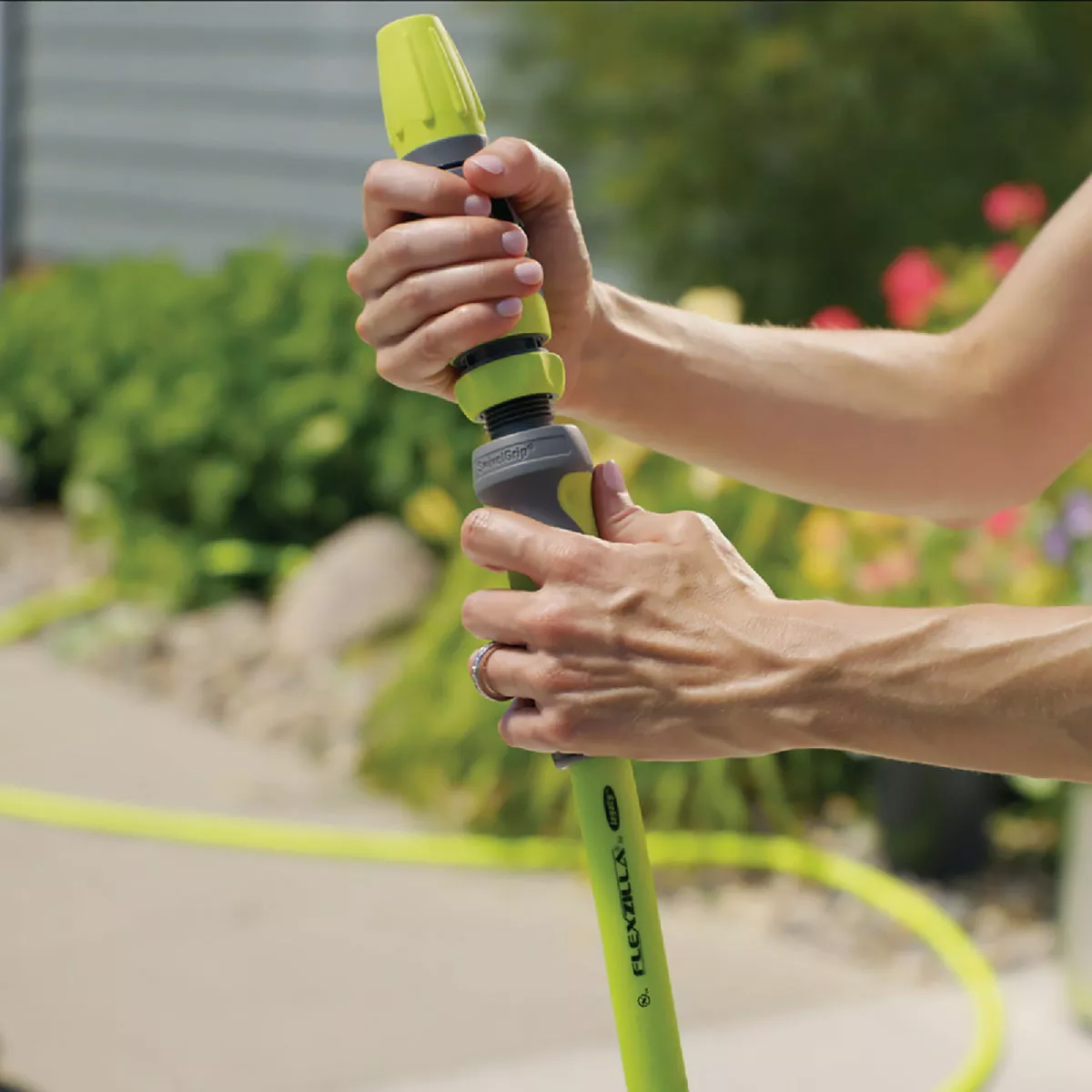 Flexzilla SwivelGrip 5/8 In. Dia. x 5 Ft. L. Drinking Water Safe Lead-In Hose with Male & Female Couplings - photo 12