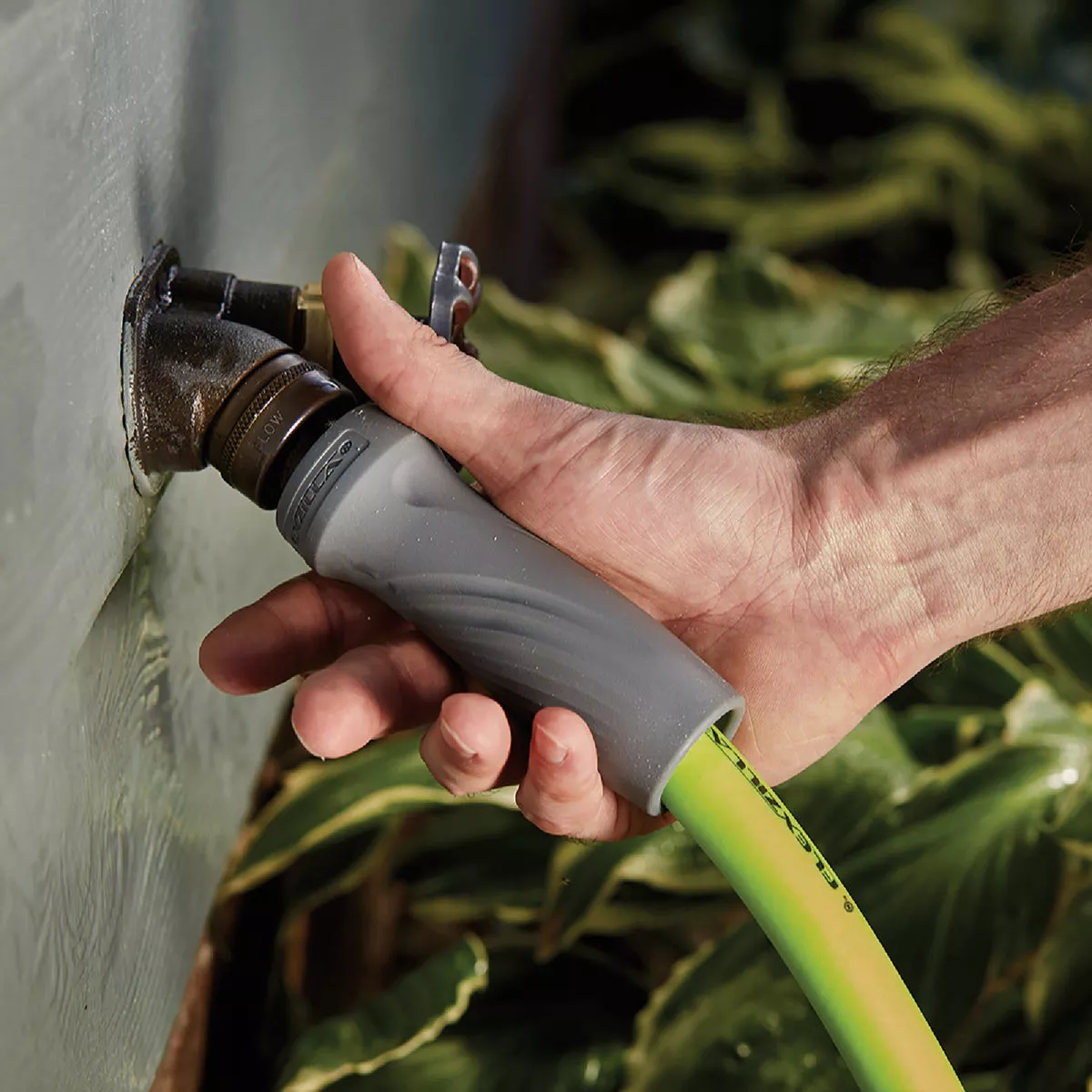 Flexzilla SwivelGrip 5/8 In. Dia. x 5 Ft. L. Drinking Water Safe Lead-In Hose with Male & Female Couplings - photo 4