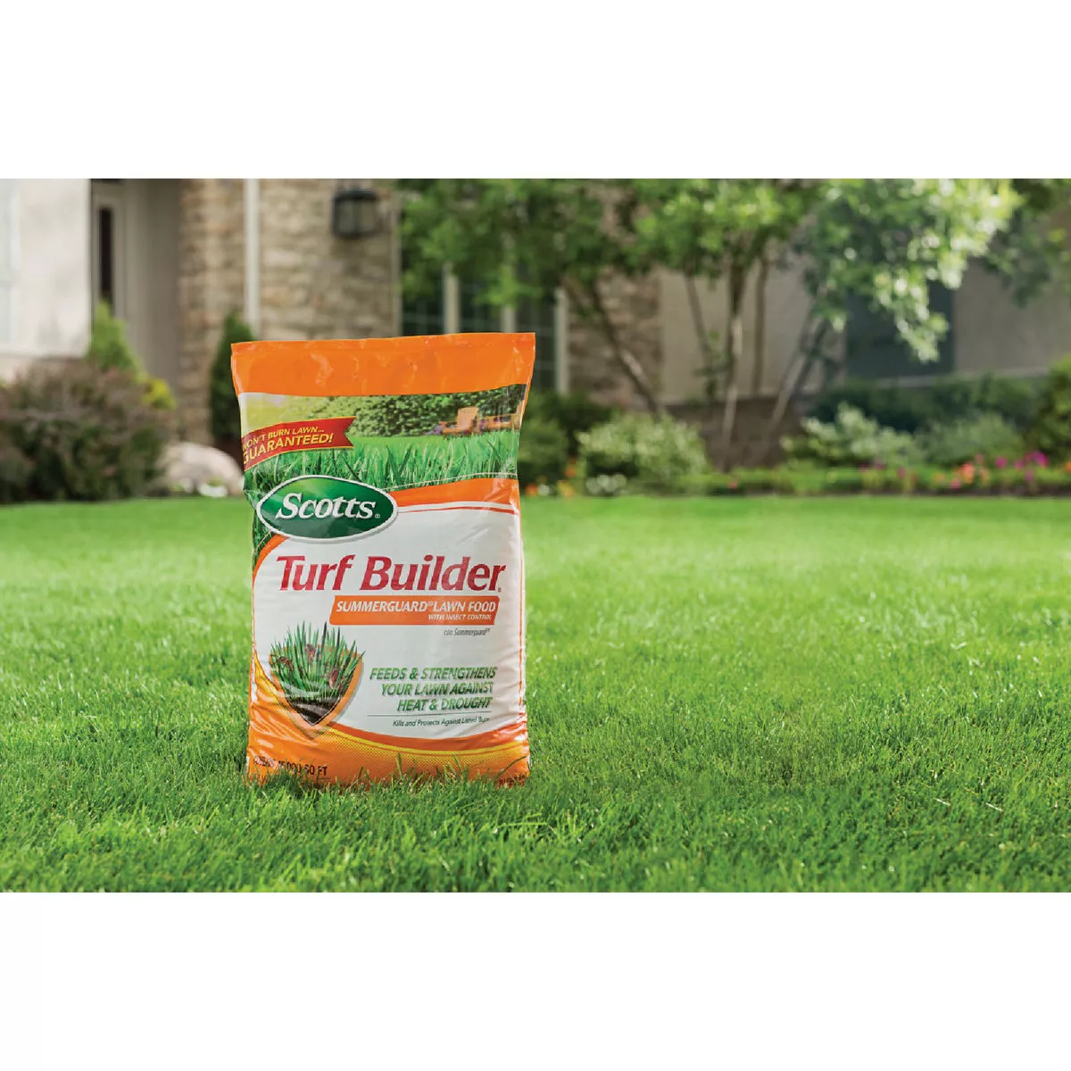 Scotts Turf Builder SummerGuard 40.05 Lb. 15,000 Sq. Ft. Lawn Food with Insect Control - photo 4