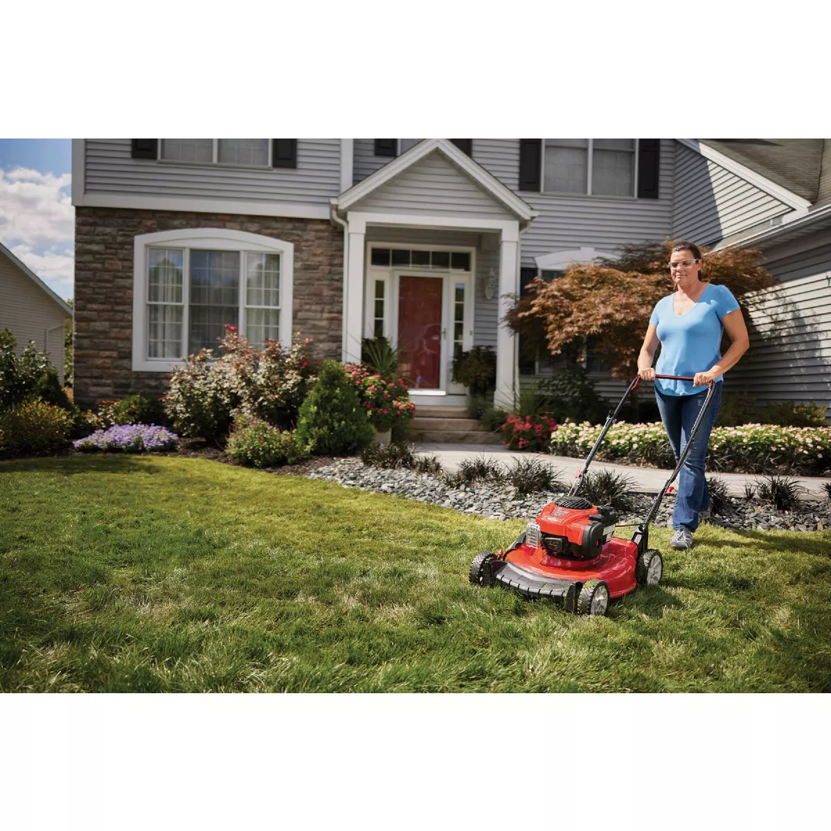 Troy-Bilt 21 In. 140cc Low Wheel Push Gas Mower with Mulch and Side Discharge - photo 2