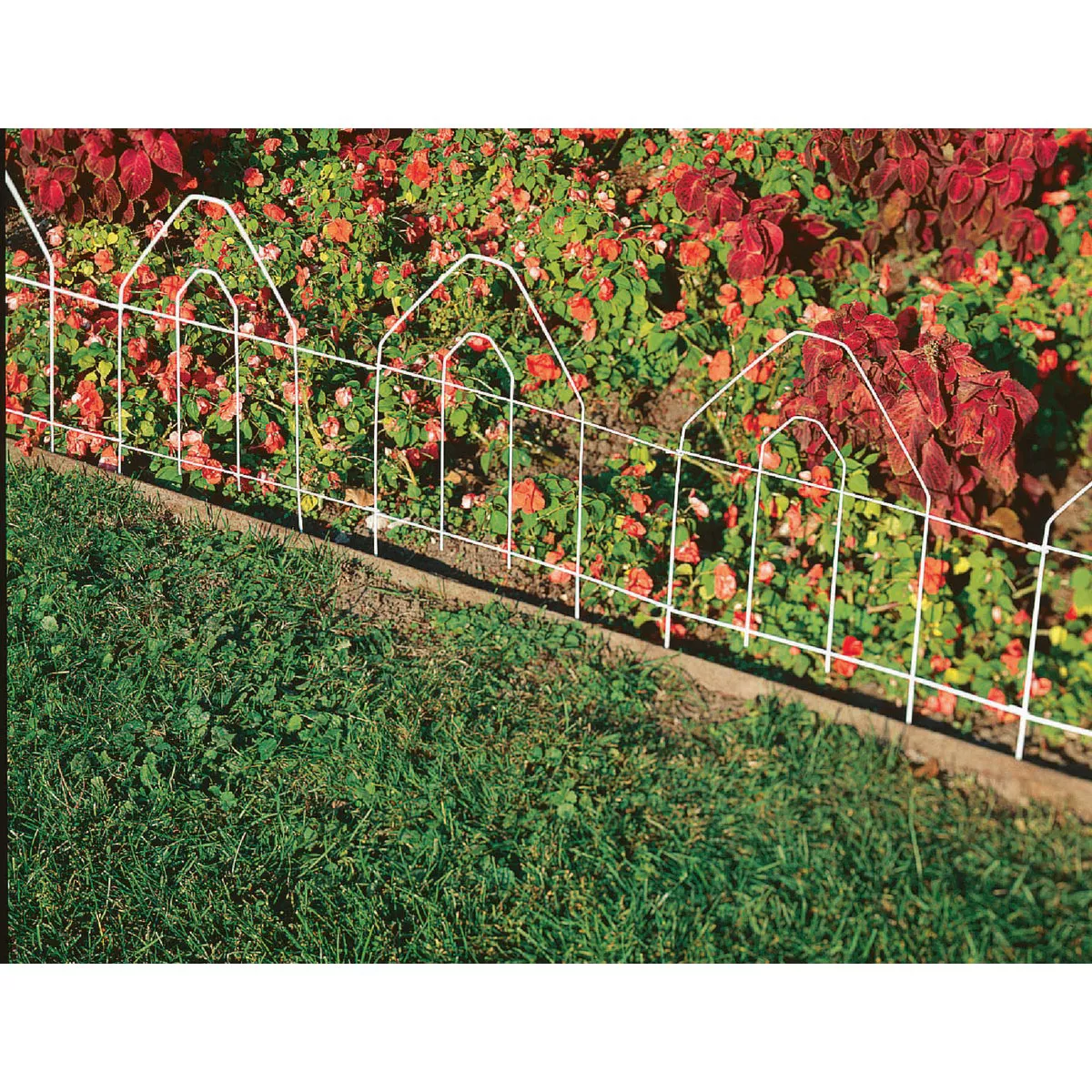 Best Garden 8 Ft. White Galvanized Wire Folding Fence - photo 4