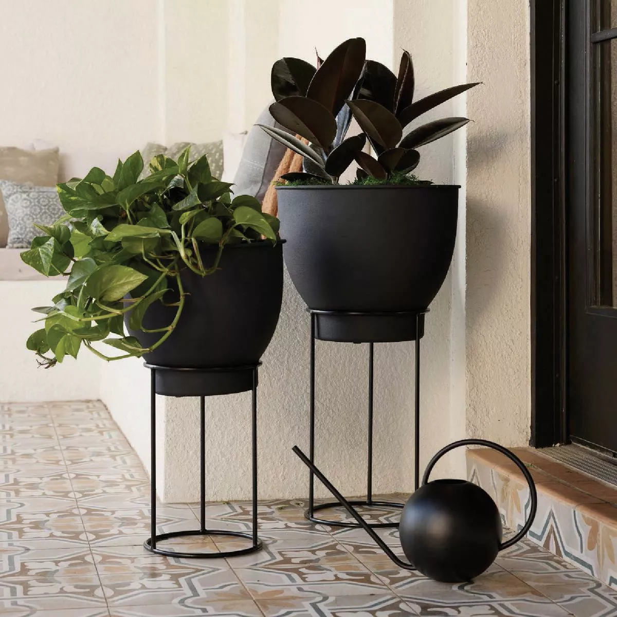 Bloem Fresca 84 Oz. Black Watering Can - photo 3