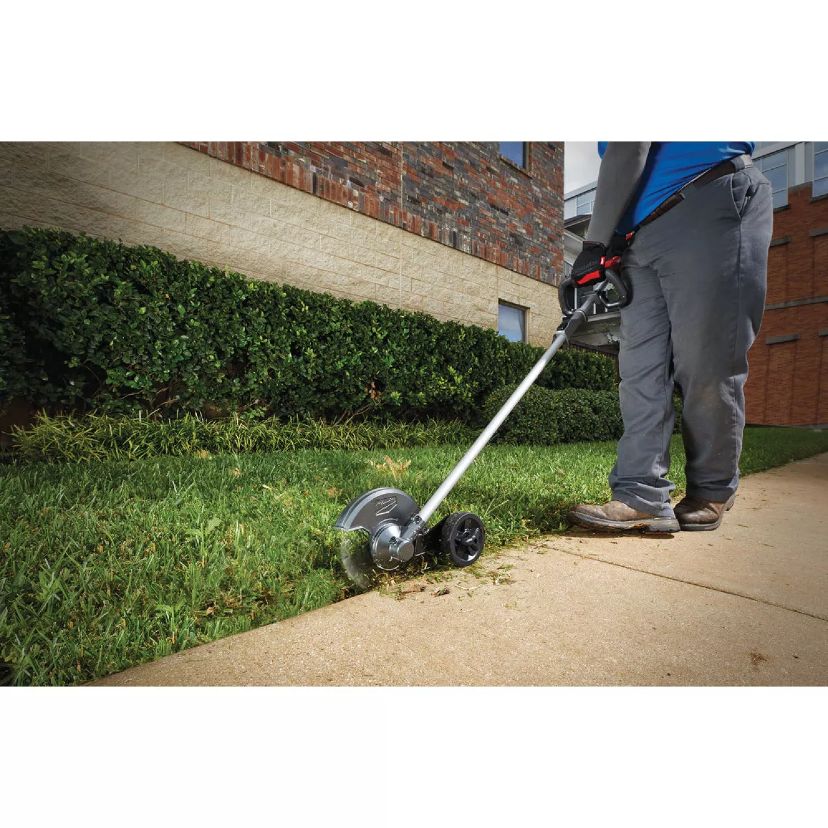 Milwaukee M18 FUEL 8 In. Edger Attachment for QUIK-LOK Attachment System - photo 5