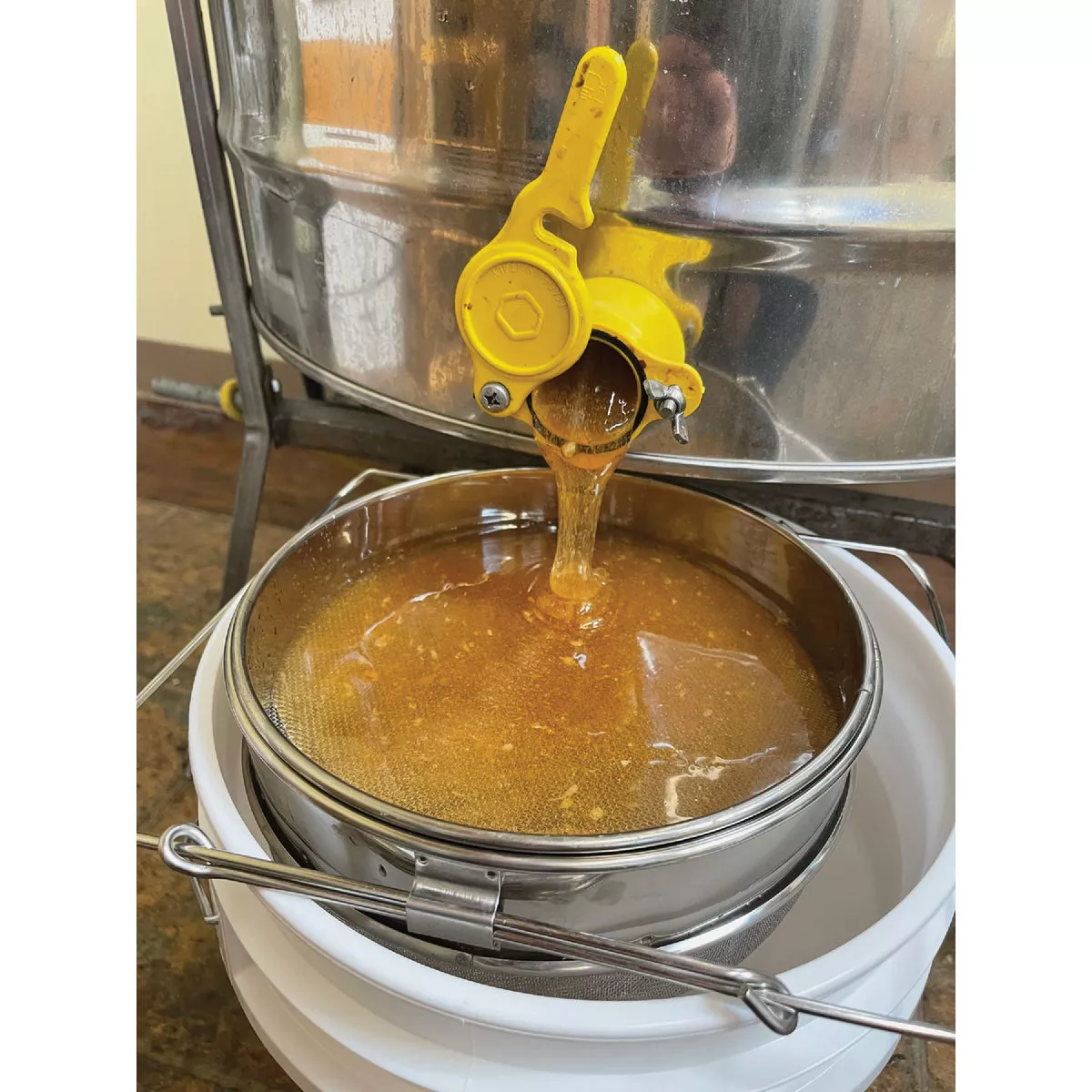 Harvest Lane Honey Stainless Steel Honey Sieve with Mesh Screen - photo 3