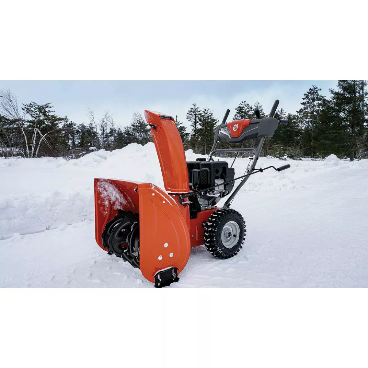 Husqvarna ST 124 24 In. Gas Snow Blower - photo 2