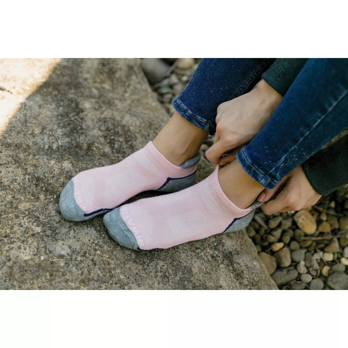 Hiwassee Trading Company Medium Pink Lightweight Running No Show Sock - photo 2